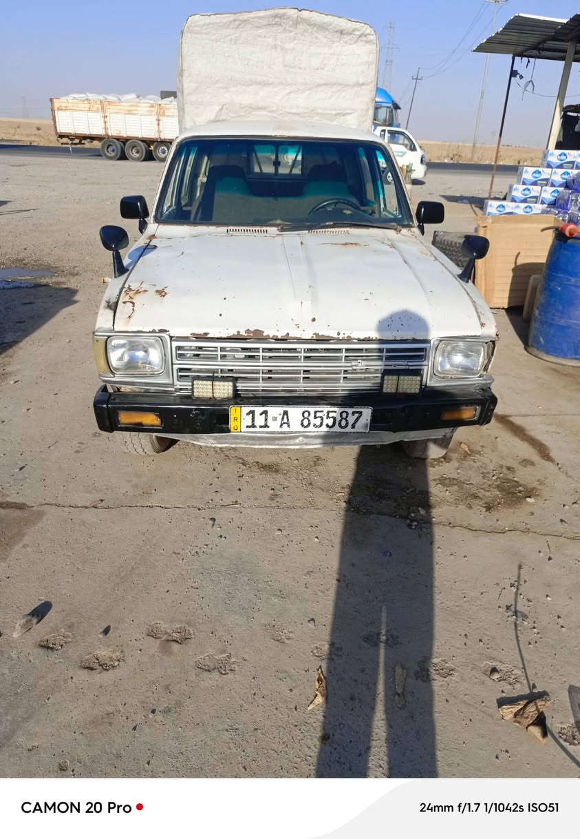 السلام عليكم
بيكم للبيع موديل 1982 محرك وكير 1985 محرك كير شرط واكسل فقط بي صوت جكجكه بطاله خمسه كير ستيرن بور طخم تاير جديد جامات جدد رقم دولي بغداد بسمي كاربون بانزين شاصي شرط مكاني موصل حي العامل 
*********** السعر 30 وبي مجال
