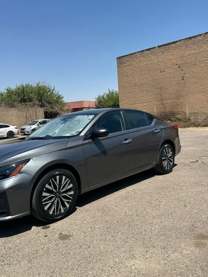 Nissan Altima 2025 SV
AWD
شاشە کامیرە
ڕادار

٢ پارچەی هەیە

گێرو مەکینەو کارەبایات بەشەرت

سعر : 14200$

***********
***********
