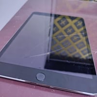 ايباد ميني 3 • سوق الشيوخ • ماعندي توصيل