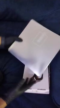 ليزر • عالمي