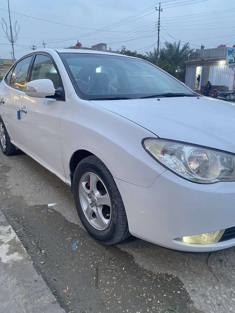 السلام عليكم
النترا موديل 2010 وارد خليجي مكينة 1600 

رقم كربلاء مداور ثاني يوم 

السيارة جديدة وحلوة مكفولة من الضربة والصبغ 
بيها فقط كلير بخشم الچاملغ الامامي

السعر( 115 ) وبيها مجال 

مكانها كربلاء حي العامل 

للاستفسار. ***********
