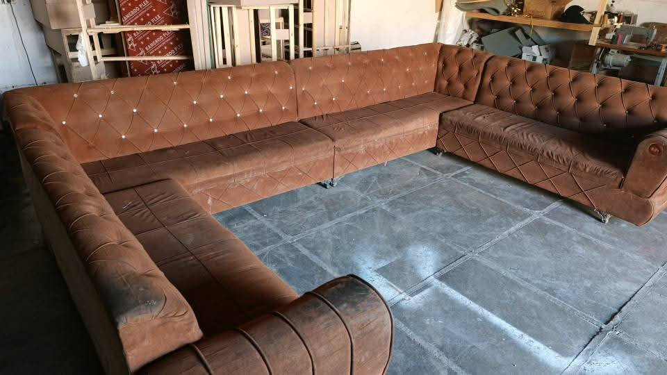 ديوان نجارة ١٢ نفر السعر ٢٢٥ ألف شرط نجارة ثكيل  عنوان حلة نادر ٣ مقابيل المركز الصحي معرض احمد العنزي لاثاث المنزلي واتساب *********** بيع وشراء اثاث المستعمل
