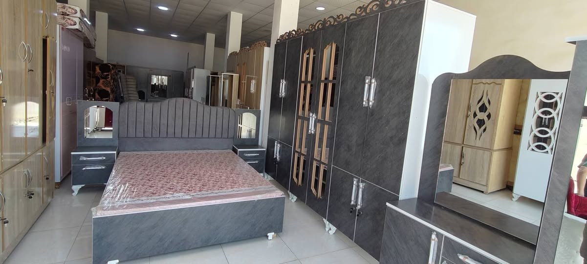 يتوفر لدينا جميع انواع الخشب تركي وعراقي صاج كلهم فصال طلبيه شغل درجه اولى يتوفر لدينا غرف نوم جميع الموديلات جميع الاحجام موجوده كنتور تركي وصاج عراقي جميع الاحجام موجوده بوفيه تركي وصاج عراقي جميع القياسات موجوده يتوفر دستور ثلاث قطع سرير نفر ونفرين موجود ميزه واليت مفرد موجود 
معرض ومعمل سند للبيع وشراء الاثاث المنزلي جديد ومستعمل داقوق سايدين العشاير قرب صيدليه النعيم دكتور خليل يوجد لدنيا تفصال قنفات وديوان حسب الطلب وباحدث الموديلات الاستفسار ***********@***********
