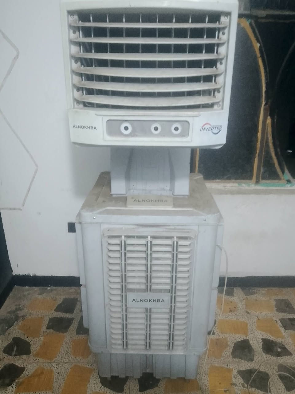 السلام عليكم مبردات للبيع ***********
