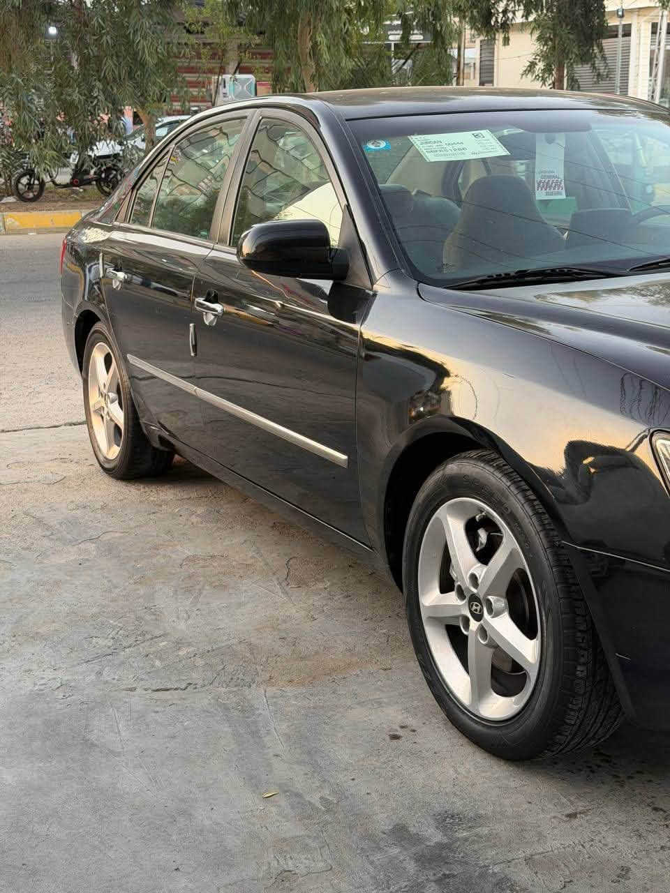 السلام عليكم 
 سوناتا موديل 2008 رقم بغداد بسمي صبغ جاملغ وبل قبق الجنطه سونار مرفق بل صور سياره ليبل واحد مكينه كير جديد صدر خلفي امامي جديد تبريد ثلج مكينه 6 سلندر  سعر 93 وبيهه مجال شي قليل مكان سياره ديالى بعقوبة
***********
