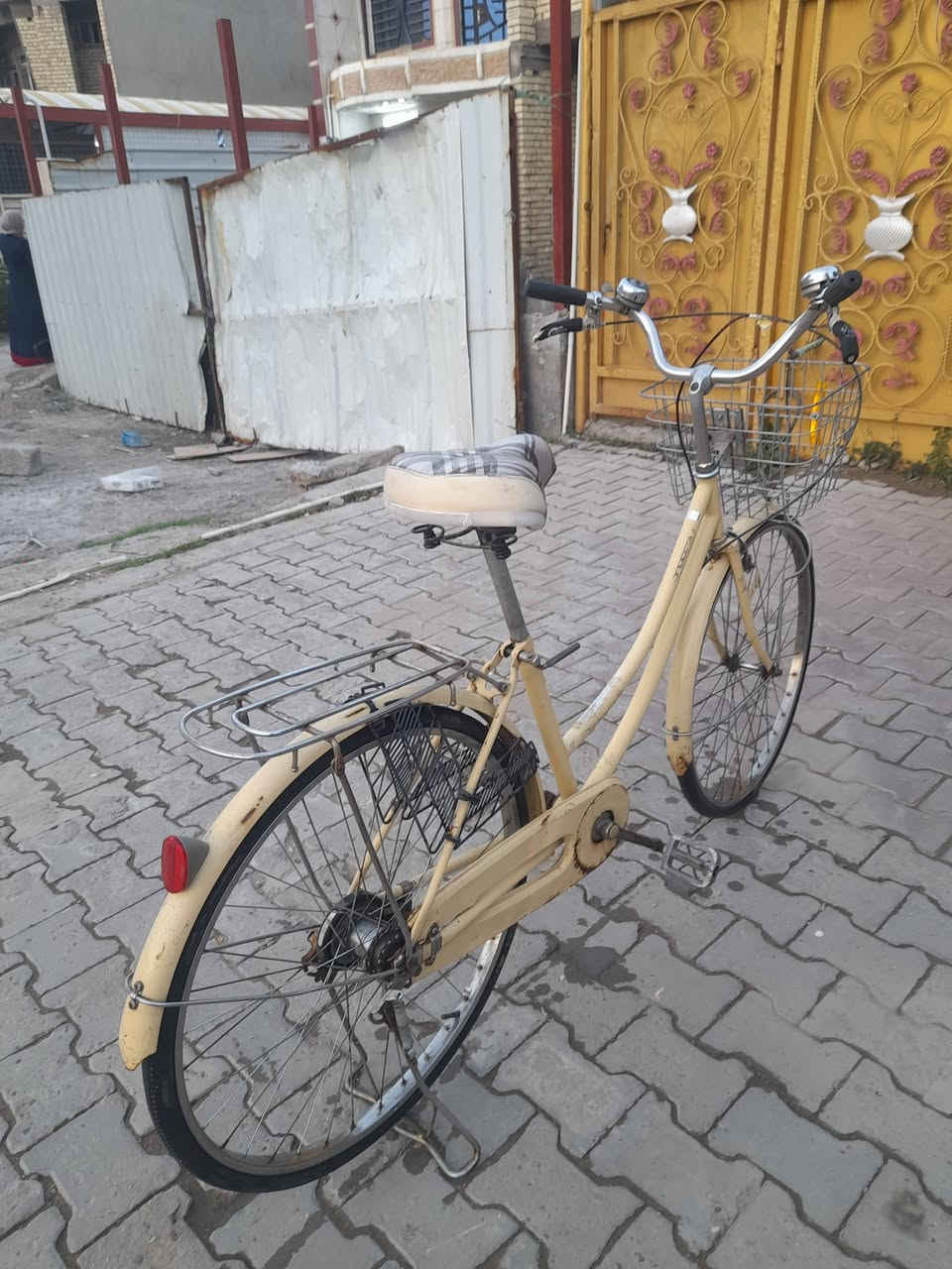 السلام عليكم ..
بايسكل بناتي نظيف للبيع
السعر ٧٥ الف ، يتوفر توصيل
العنوان الغزالية


**إذا كنت صاحب هذا الإعلان وتريد حذفه لأي سبب، رجاءا أرسل رسالة إلى الدعم الفني**