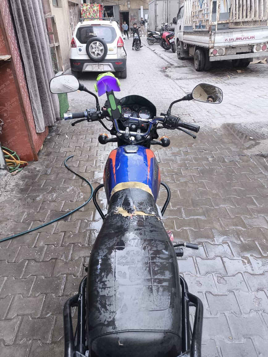 دراجه بوكسر مديل 2021 نزله بل 23 دراجه حلوه ومال بيت وكلشي ما بيه برغي ما مفتوح مرقمه لوحتين سنويه ثاني يوم تحويل بغداد لكاضميه لسعر 2500  رقم ***********
