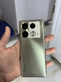 انفنكس نوت ٤٠ برو • ٢٥٦ • كاميرا مكسورة