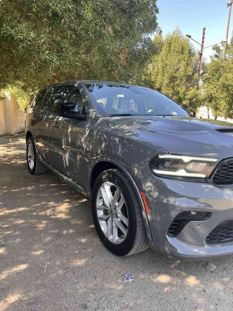 دوج دورانجو R/T موديل 2024
الممشى: 29 الف ميل 

السيارة 7 راكب 

• المحرك: 8 سلندر (V8) سعة 5.7 لتر HEMI.
8 سرعات شفتات سرعة 

 رادار، تنبيه تصادم، كاميرا خلفية، حساسات زوايا، ونظام مراقبة النقاط العمياء، صندوق كهرباء، كرسي كهرباء 

📍 الموقع: بغداد - العامرية 
 السعر : $305 وبيه مجال 
📞 للتواصل والاستفسار: ***********
