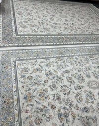 ئەم فەڕشانە بۆفرۆشتن دووتاکن دانەیەکیان سێ بەچوارە دانەیەکیش دوو بەسێ ...