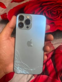 ايفون ١٣ برو ماكس • ٢٥٦ • بطاريه ١٠٠