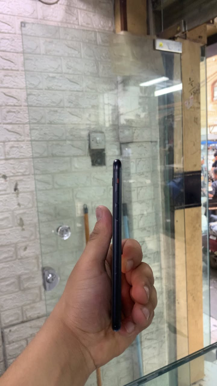 Iphone Se.2
ذاكره:٦٤
باترى:🔋٨١
سعر نهایی:٥۹$🔒


**إذا كنت صاحب هذا الإعلان وتريد حذفه لأي سبب، رجاءا أرسل رسالة إلى الدعم الفني**
