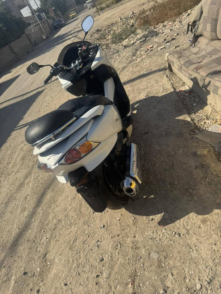 صفر عشره مكفولة كلشي شغال مكان بغداد شراي خابر لاطب خاص ***********ا.  السعر واحد و600
