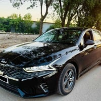 للبيع كيا كي فايف (K5) 2022 وارد امريكي كلين تايتل المواصفات كامرة شاش...