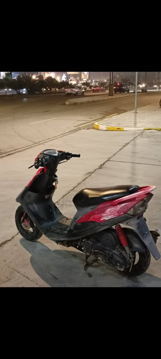 السلام عليكم ماكس عدله 120. للبيع ✅💜((دراجه بلاديه 49. مامفتوحه ….مامفتوحه))
((( كفر ..وكابريتر .. وسلف. وكلشي من الطول للطول بلاديييي)) 

((كهربايات كلها شغاله )) 

((نكره سلف باي وقت ))  

لسعر (1000) وبيها مجال. العنوان ناصريه مركز❤️‍🔥
رقمي ***********
