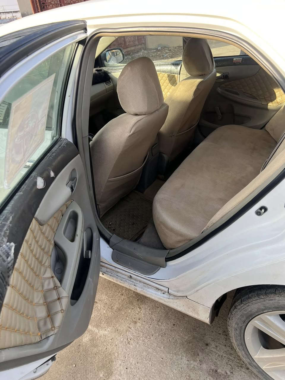 سلام عليكم 
كورلا للبيع 
موديل 2008
بونيد وباب رش بدون ضرر 
كير ومحرك 18شرط 
تواير وصدر جدد
السعر 105 وبيها مجال للطيبين 
الرقم ***********
