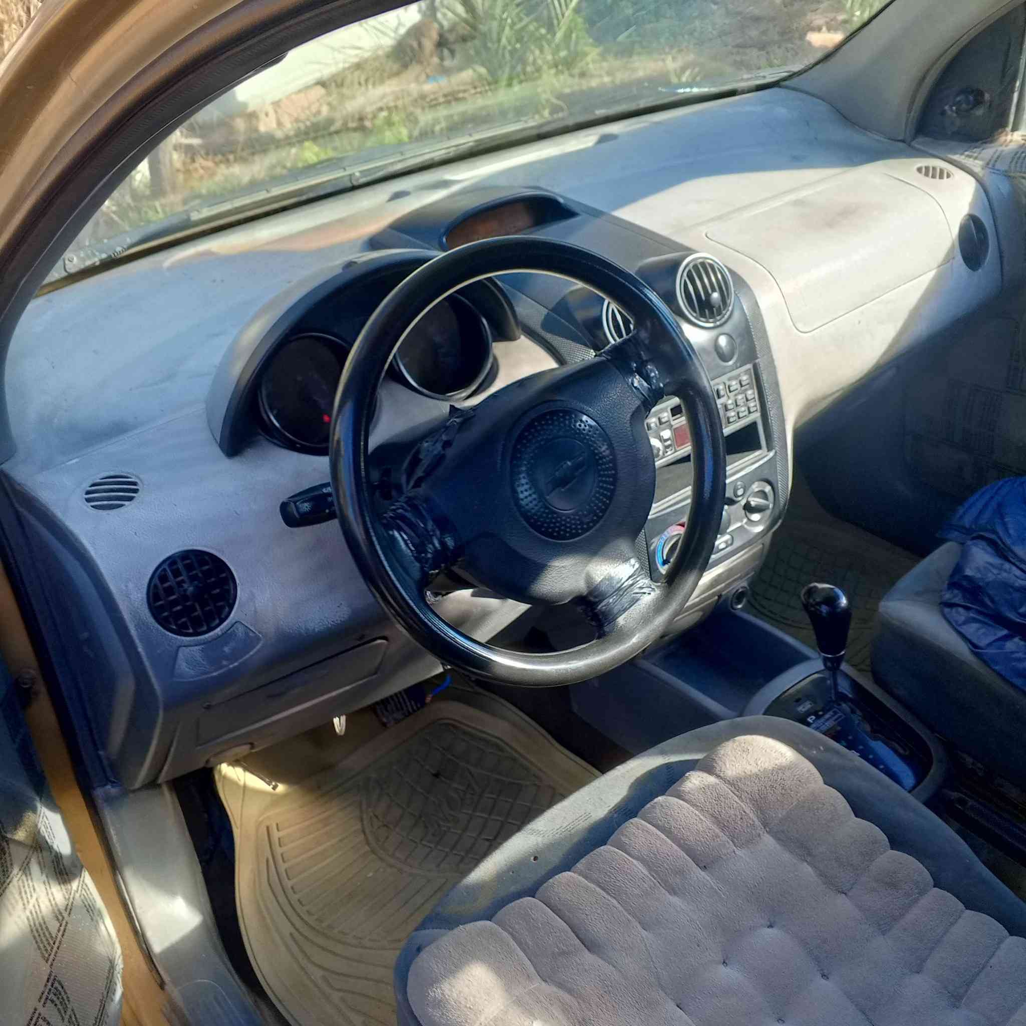 افيو 2004 رقم بابل 4اراقم رقم انكليزي كير أوتو ماتيك محرك مفتوح مكان سيارة كربلاء لل تصال *********** سعر 45
