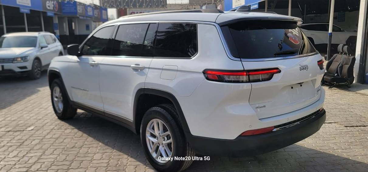 لاريدو
7 راكب 
مواصفات موضحه بالصور
داخل تغليف 🎁 
بدون قطره صبغ 

مكفول من غرق 

ماشي 5 الف 
سيارة كارتون كفاله من صبغ
فقط شباك دعاميه 
تستلم وكاله مطلقه 
بيع مستعجل.                     السعر 315$

داخل كتاب شهداء بصره 
مرقم وكامل لوحات 
وكاله عامه باسم المشتري 
ستفسار على رقام ***********
                                                  
***********
