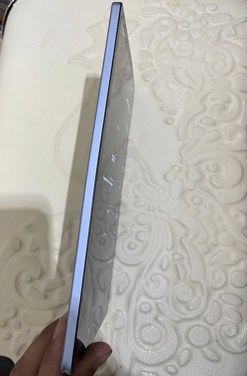 سلام عليكم ايباد OPPO A17 اوميدو للبيع مستعمل ونظيف استخدام شخصي لغرض دراسه  صار اله فترة قصيرة  وذاكره128 للبيع السعر180 وبي مجال مكاني بغداد الكرادة *********** هنا وتساب و اتصال
