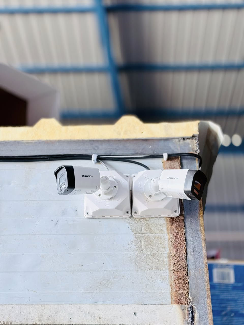 مكتب علي البديري / حله
#لبيع_ونصب_جميع_انواع_الكاميرات 
ip_ anloge 
يوجد لدينا جميع قياسات الكيبلات 100متر +250 متر 
متوفر كيبل cat6 قياس 305 متر 
أسعار مناسبة جدا 
للاستفسار الاتصال على الأرقام التالية 
***********-***********
العنوان حلة شارع المهندسين - مجاور جنة مول
