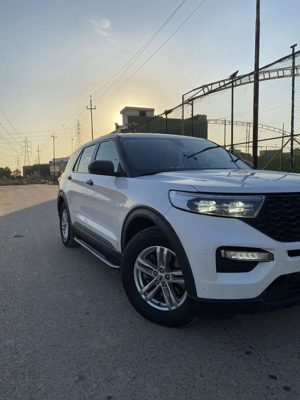 فورد اكسبلورر 2022 Police intercepter
بيع او مراوس مع اسكيب 23 وفوك محرك  فقط 2.5

محرك 3.3L V6 تنفس طبيعي بدون توربو

محدث ST كامل داخل وخارج فول الفول 

٧ راكب كشنات VIP والخلفية تحكم كهربائي تصعد وتنزل بس واحد ملغي يعني بس ينرادله ربط كهربائي موجوده الفيشة مالته

بردات بالبيبان الخلفية ومكان تخزين ايضا 

قطعتين تبريد مو قطعة وحدة 

ماشية 49 كيلو 
 
لايتات امامية ST اوروبي اصلي شركة فورد

تخم وياله حجم 18 اصلي شركة فورد عليها تايرات جديدة هانكوك-فايرستون امريكي

يعني طسة ناعمة وتماسك قوي بالشارع

دهن محرك ادير فقط موتل اصلي 

 ادامة كاملة للسيارة مسوي 

دسكات مبدل بالجديد دبل لنك ضمان 40 الف كيلو 

كير محرك ميكانيك كهرباء مكفول بدون اي مشاكل

بچم السيارة كبس بدون ضرر امامي فقط دعامية واكعة نفسها رجعت بدون صبغ الحادث خلفي مبدل صندوق وصبغ جاملغ خلفي عكس السايق وبيها تعديل بالشاصي مصلح وكامل بدون اي مشاكل شغل واطلع صور الحادث بالمنشور
صار بيها بارد بالباب خلف السايق شي بسيط موضح بالصور

السعر المطلوب 210 ورقة 

مكاني الدورة 
***********
