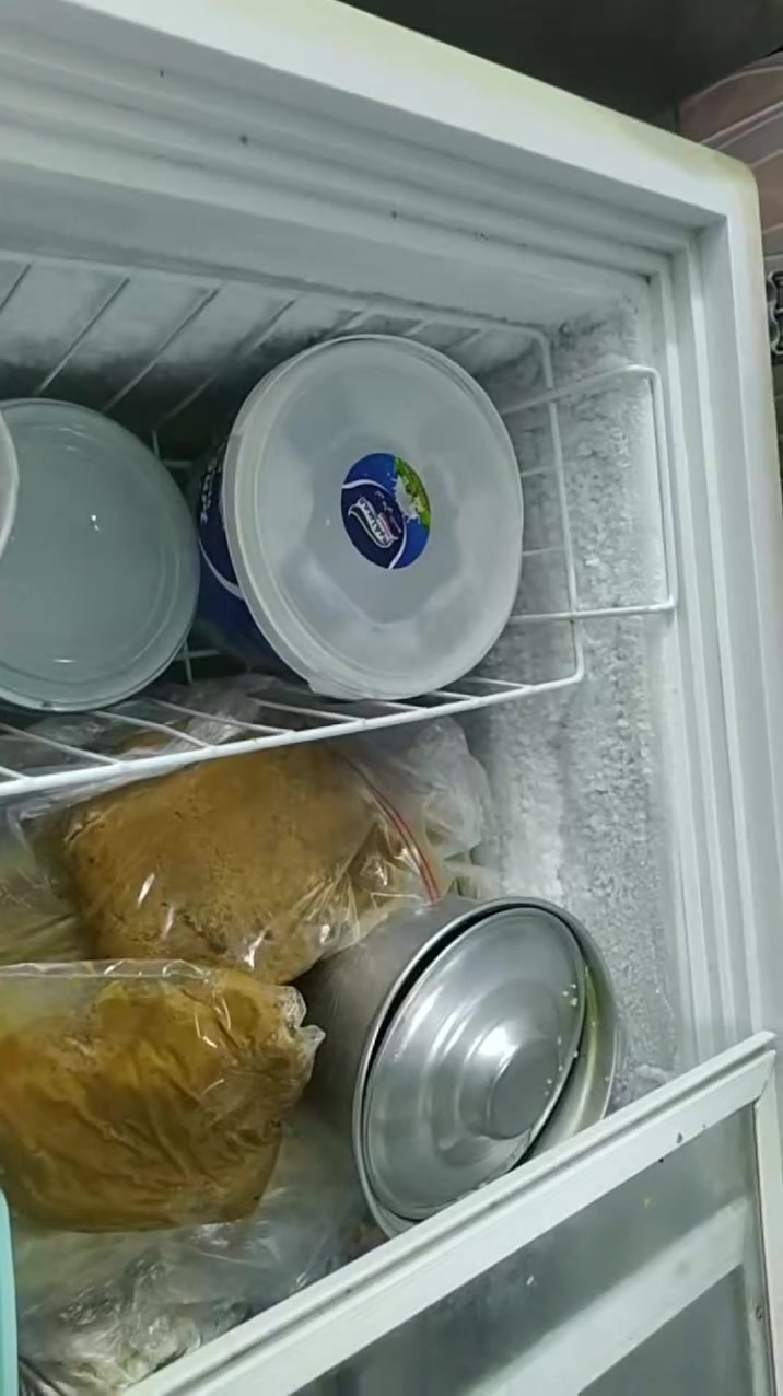 مجمدة للبيع كلش زينة وتجميدها فول اريدها 250 للاتصال***********

