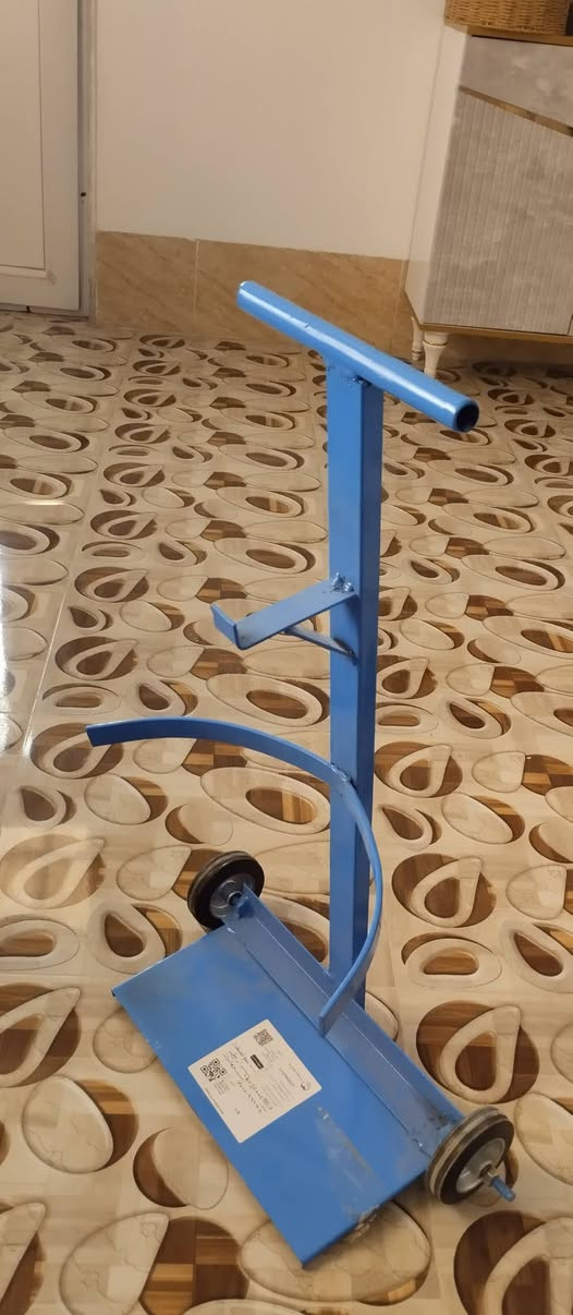 عندي للبيع عربانه جديده ما مستعمله لحمل قنينة الغاز ودبية الماء  السعر 12 الف


**إذا كنت صاحب هذا الإعلان وتريد حذفه لأي سبب، رجاءا أرسل رسالة إلى الدعم الفني**