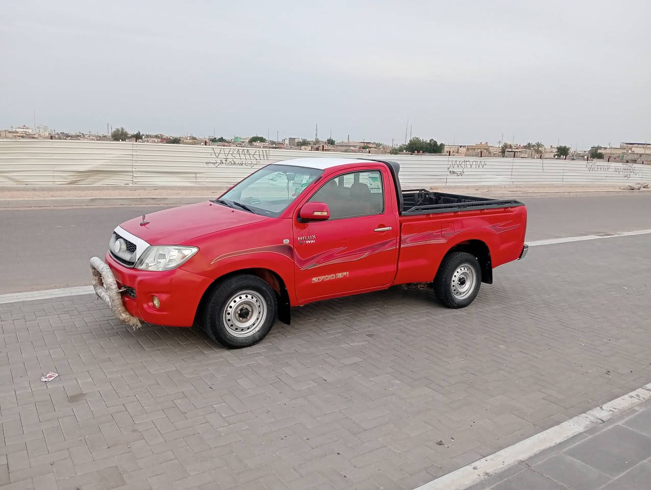 سلام عليكم
فلاونزه تك 2011 سعودي رقم ميسان انكليزي بسمي 
مكفوله ماعده جاملق مبدل اصلي بدون دواخل 
مكينه كارتون سياره جاهزه لسعر 128 مكاني البصره
لشراي يتصل برقم ***********4
