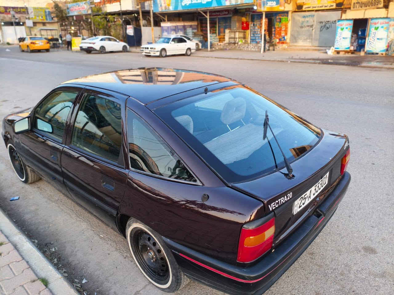 للبيع
مشروع وطني باسمي 
بطاقه بانزين 
سياره متعوب عليها حلوه 
لاصرف ولابخار 
مثل ماواضح بصوره 
سعر 42بي مجال لطيبين 
***********
***********واتساب
