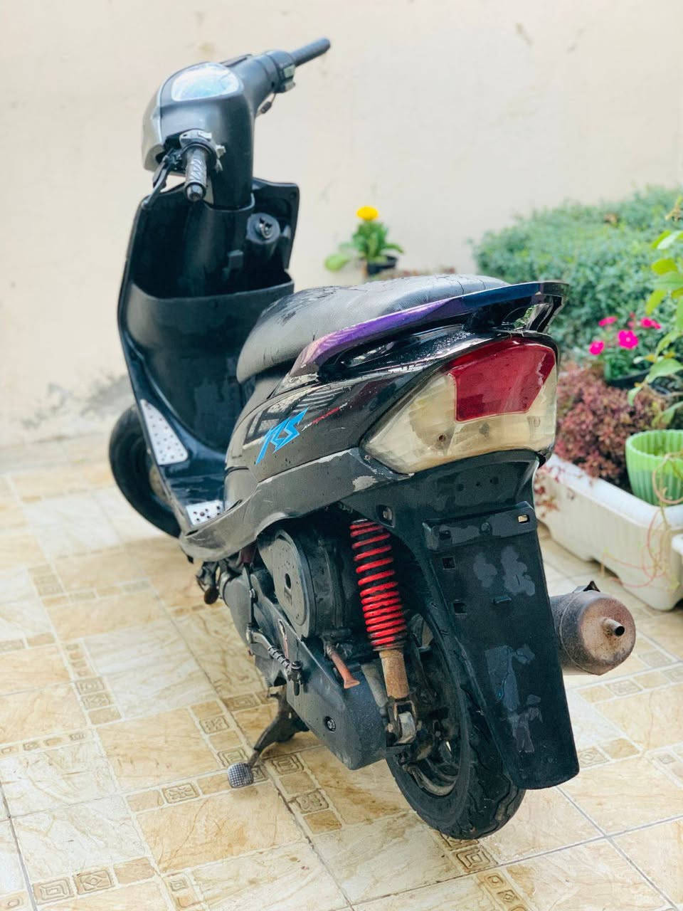 ماكس عدله ياباني 49 بلاد مامفتوحة السعر/450 وبيها مجال عنوان حله مركز المدينة
***********
