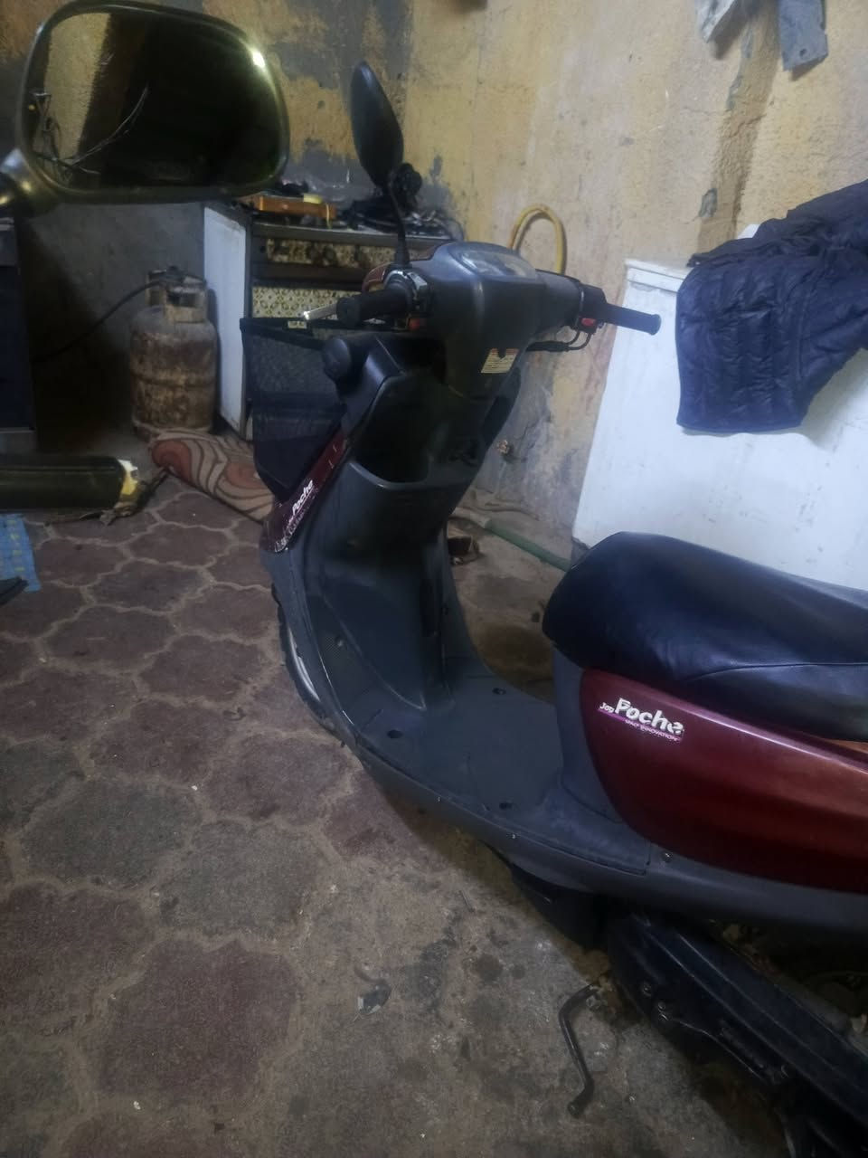 سلام عليكم دراجه بطه مديل 2003 (كفاله عامه مكينه و شاصي وكفرات ) كله بلادي مكينه خرسه ما تسمع صوته شلعه و معدل كهربايات كله شغاله نكره سلف اي وقت عداد سرعه بانزين شغالات قفل جنطه قفل اكسن قفل استيرن تايرات جدد زوج اي نقص ما بيه سعر 325 وبيه مجال     مكاني كربلاء


**إذا كنت صاحب هذا الإعلان وتريد حذفه لأي سبب، رجاءا أرسل رسالة إلى الدعم الفني**