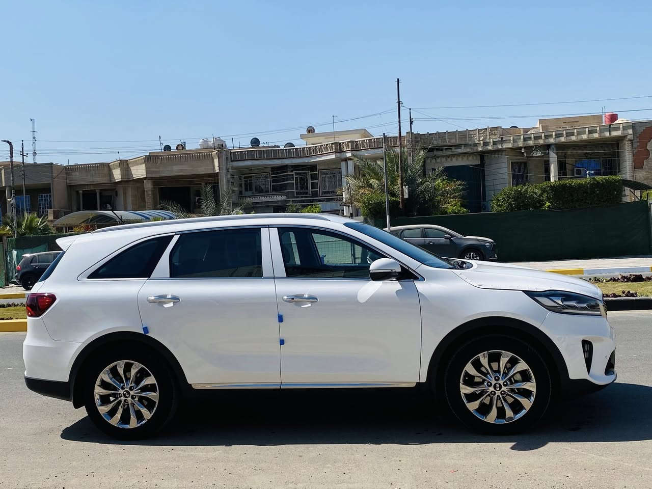 السلام عليكم عندي سورنتو 2019 استلام المجموعه الدوليه سياره كفاله عامه من الصبغ والضربه والتبديل والكير والمكينه ماشي 65 الف حقيقي رقم بغداد 
السياره جديده بمعنى الكلمه وين ميعجبك افحص
محرك 6 سلندر
بصمه
جنطه كهرباء
ترحيب
7 راكب
3 قطع تبريد
كشنات جلد
كهرباء
حساسات
كاميرا اصليه
شاشه اصليه
تحكم
كروس
وباقي المواصفات المعروفه للسورنتو
السسسسعر 233$
مكاني بغداد
الاتصال
***********
