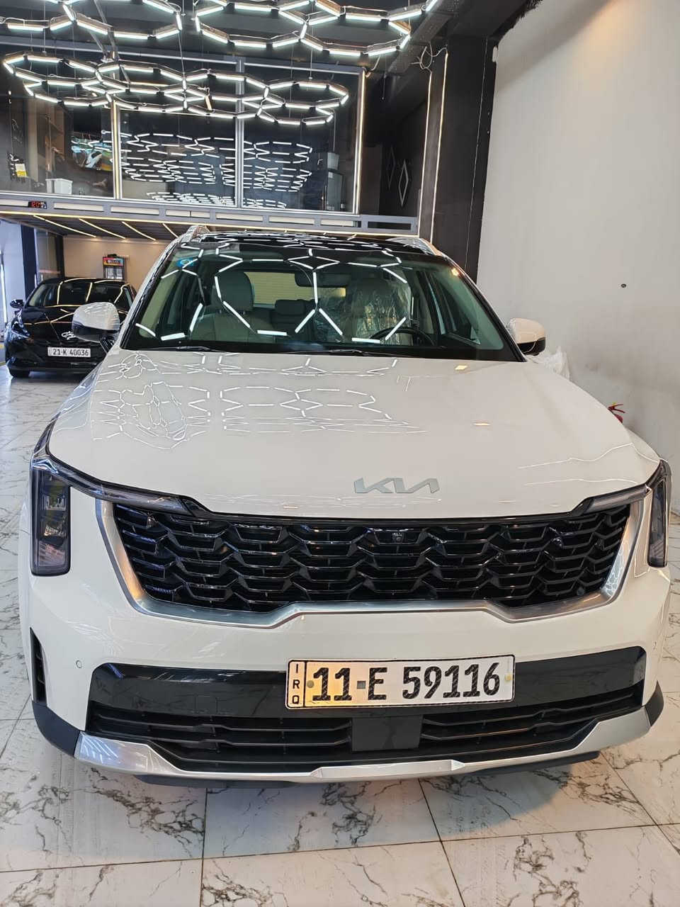 سلام عليكم كيا سورنتو للبيع موديل  24ماشيه 38الف محرك 6سلندر بيها بارد بصندوك وشخط باب السايق 
فول مواصفات الاستفسار اكثر ***********السعر48 مليون ونص
