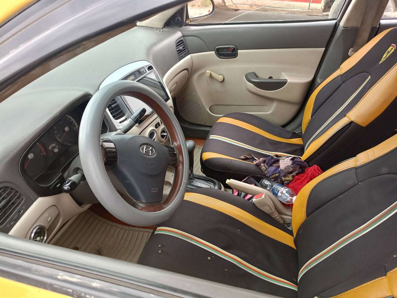 السلام عليكم للبيع اكسنت كوري 2009 هيأ وغرامات صفر اني الشرعي للاستفسار اتصل على  ***********
