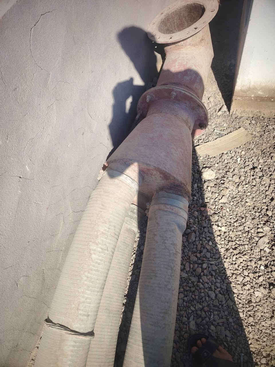 للبيع افيكو سته سلندر كامل وجاهز للشغل***********
