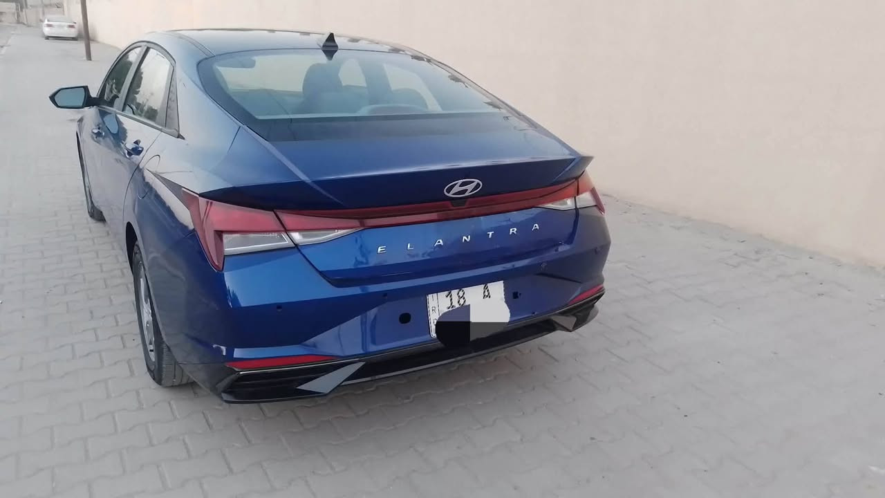 السلام عليكم النترا موديل 24 حادثها قبق جنطه فقط***********
