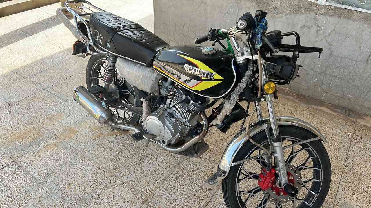 سلام عليكم موطور سولنك سلف موديل 24 محرك 200 نشاط فولل مامفتوح منفيس بي سعر 675 وبي مجال ***********
