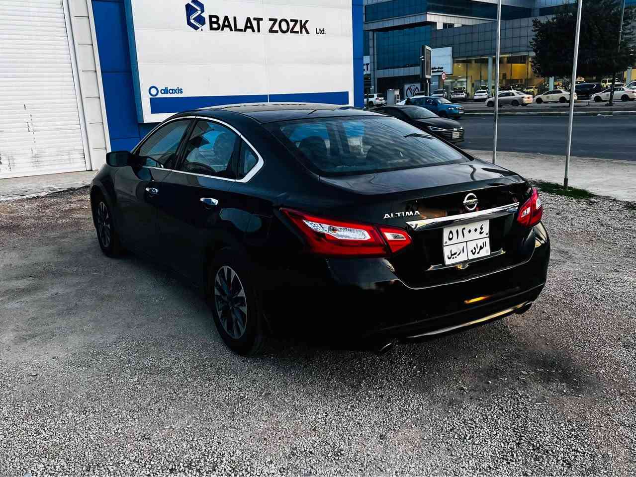 نیسان ئالتیما مودیل 2017رەشی قەران
مواسفات ڤولیوم شاشە کامیرا جام کارەبا
ئاوێنەکارەبا ویلکەپ کوشن کارەبا
یەک پارجەی سبوغە بێ داخلی ئرباگ سستم
سونەرم داناوە گێرومکینە بەشەرتە بێ عیبن
تایەی نوێیە تەقەو رەقەی نیە بێ مسروفە
سەنەوی بەسەرجوەتحویل غرامە بەشەرت
سعری (112$)وەرەقە شوێن هەولێر
ژم ***********واتسئاب لەسەرە أربيل, العراق
