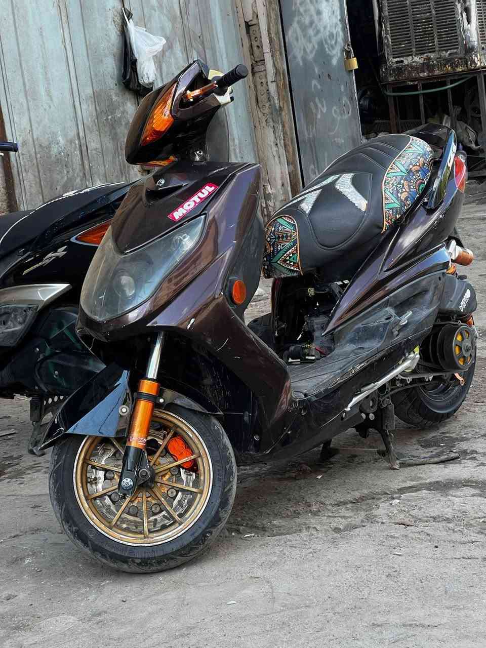 سلام عليكم
سكنس فحل
فوله غراض
بيه يدات
بيه مازده
بيه فج وفلنجه
وصدر بيه ويل
اربيم
بيه صالنصه 
بوري عدل
بيه زوج
كلاجات 
دبليو اف
دبلات خالفيه
بيه قطرات فراك
ستان صفح بوش
هواي بيه غراض
رقمي
***********
خابر ودلل
