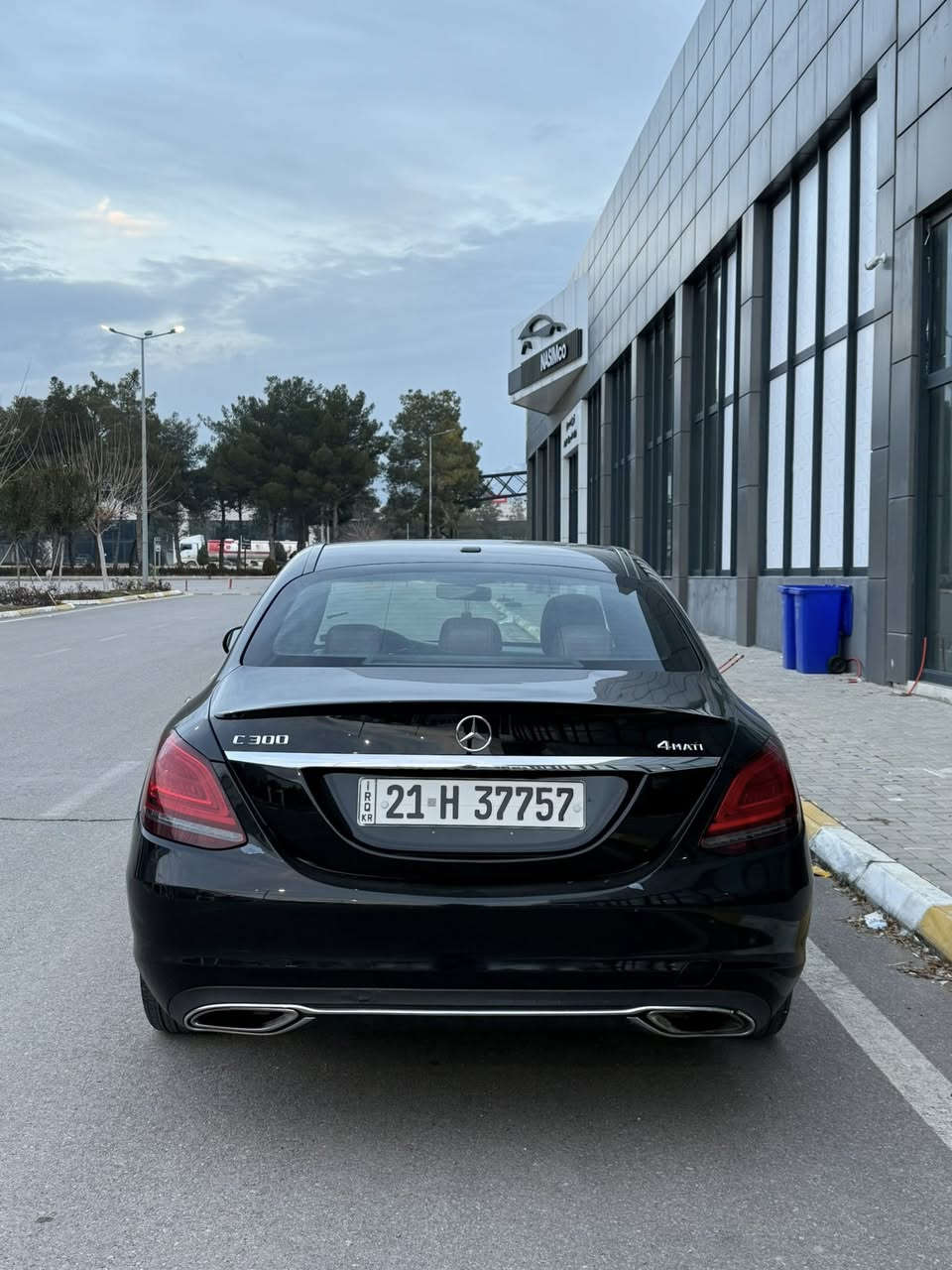 السلام عليكم 

للبيع Mercedes C300 2019 

ماوس

كشنات كهرباء

تدفئة كشنات

جنطه كهرباء

رادار امامي 

نقطه عمياء 

بصمه ابواب 

بصمة تشغيل

ماشيه 50 الف

داخل جلد احمر 

لايتات زينون ٨ عدسات 

وبعد بيها هواي مواصفات معروفة 

مري قلاب

مكينه وكير مكفولات من الفتح والتبديل

السياره وارد امريكي حادثها دعاميه خلفية وصار بيها طخه خفيفة بل باب 

السعر 240 
مكانها المنصور 

***********
