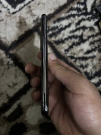 11برو فقط ذاكره 64بطاريه 73جهاز نضيف90%100جهاز ابد ما مفتوح مكاني بغدا...