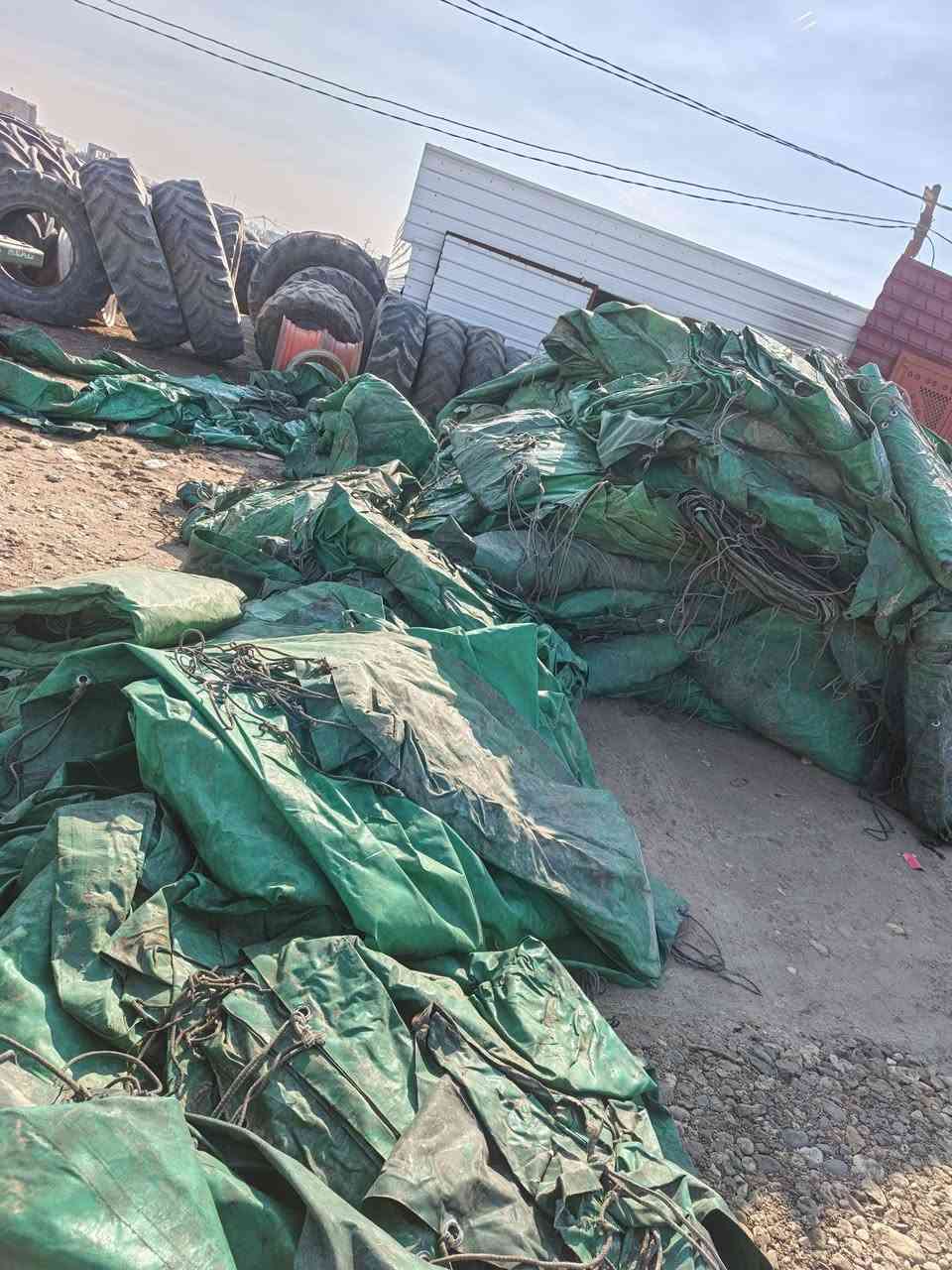 على بركه الله وصول وجبة جديدة چادر وزن ثقيل طول ١٢متر وعرض ٤متر مطري درجة أولى باله نضيف متواجدين شارع المعارض مجمع الاخوين للاطارات الزراعية
فاروق ***********
فاروق ***********
علي نوري  ***********
علي محسن ***********
خصم لاصحاب المواكب الحسينية
