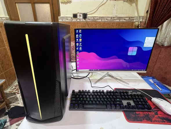 للبيع pc
GTX 1660 SUPER
Ram 16 gb 3200
CPU Ryzen 5 2600 6-12
B450 M
Power 550W
Hard 1T + 128 ssd
مع شاشه 
وكت كامل 
وكرسي
الرقم ***********
بصره ابو الخصيب
