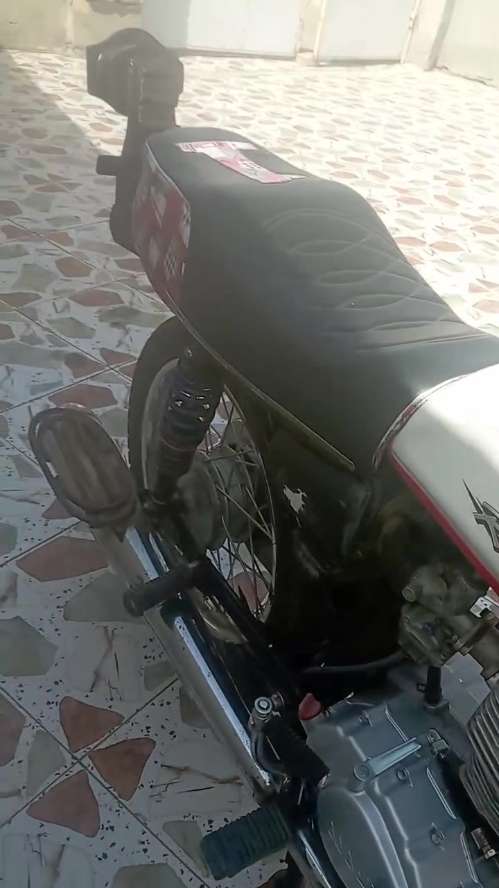 سلام عليكم اربعه كير كلك مديل 22 محرك مفتوح مكاني نجف مشخاب سعر 350وبيه مجال قليل كلش مكفوله من كلشي


**إذا كنت صاحب هذا الإعلان وتريد حذفه لأي سبب، رجاءا أرسل رسالة إلى الدعم الفني**