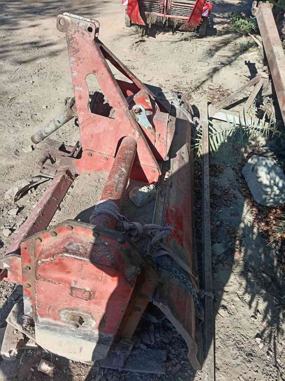 رفاس حجم 210 للبيع السعر1650 للاستفسار الاتصال على ***********
