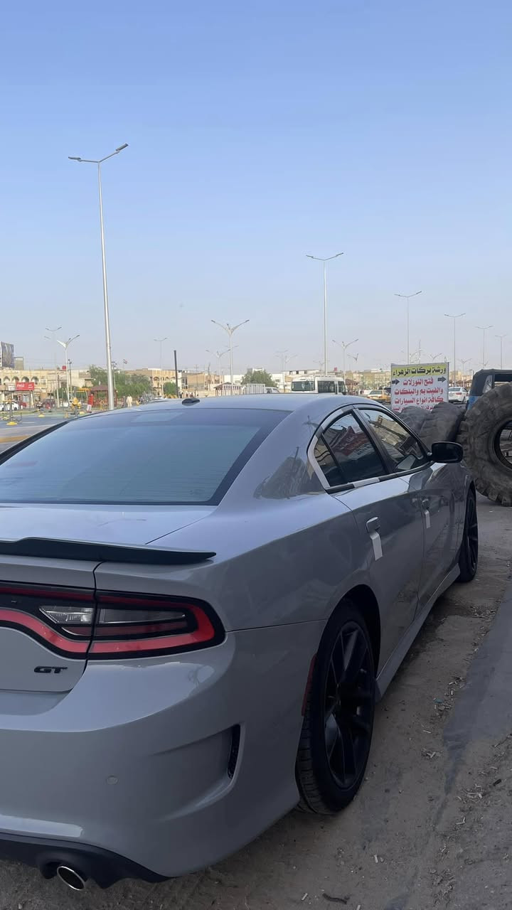 سلام عليكم جارجر للبيع فقط خليجيه بسمي الشركه استخدام شخصي سياره كفاله عامه سياره عليهه نانو ورا شاشتين سياره فول معروف مواصفاته ما يحتاج اكول موديل 2022سعر 350رقم تليفوت ***********
