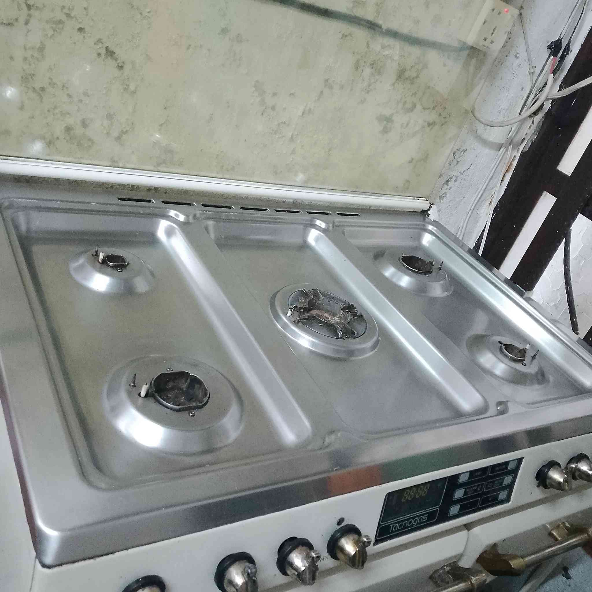 طباخ السعر ٢٠٠ 
مايكرويف السعر ٨٠
وبيهم مجال 
 المكان البلديات


**إذا كنت صاحب هذا الإعلان وتريد حذفه لأي سبب، رجاءا أرسل رسالة إلى الدعم الفني**