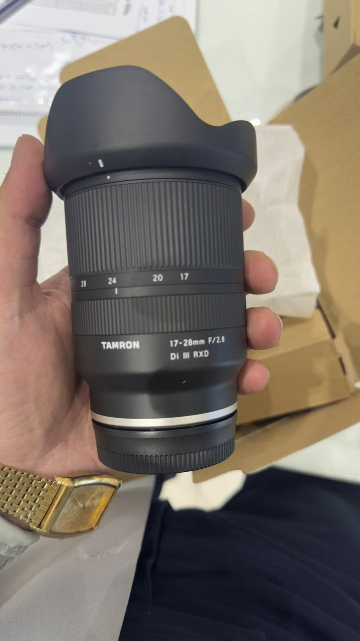 عدسة تاميرون للسوني 
17_28 
F2.8
مستخدمة ٤ مرات فقط 
سبب البيع تبديل نوع الكاميرا


**إذا كنت صاحب هذا الإعلان وتريد حذفه لأي سبب، رجاءا أرسل رسالة إلى الدعم الفني**