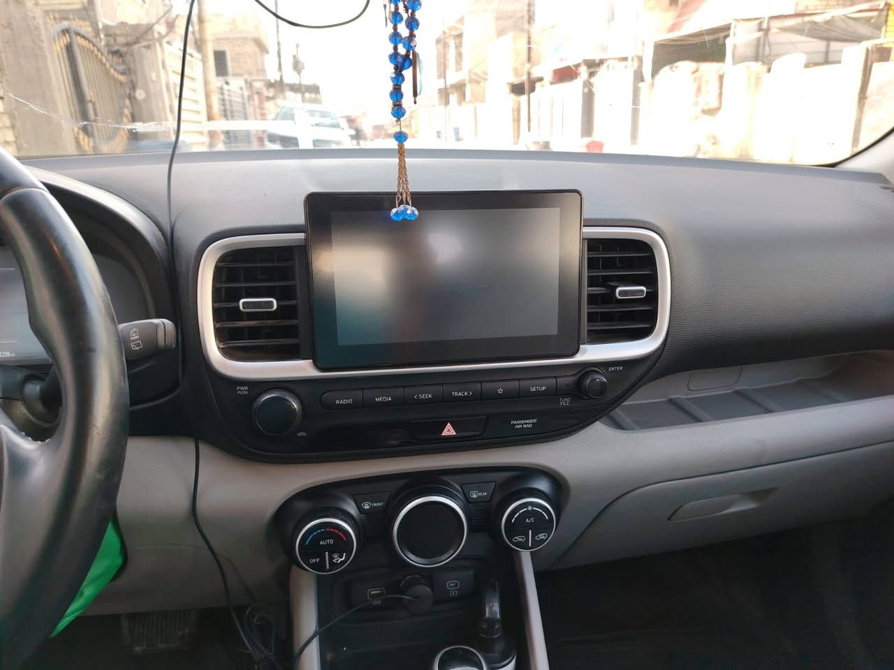 السلام عليكم هونداي فينو مديل 23حادث كلش قليل خسفه بل صندوك فقط بين بل صوره ماشيه 39السعر115$وبيه مجال ***********
يوجد وتساب
