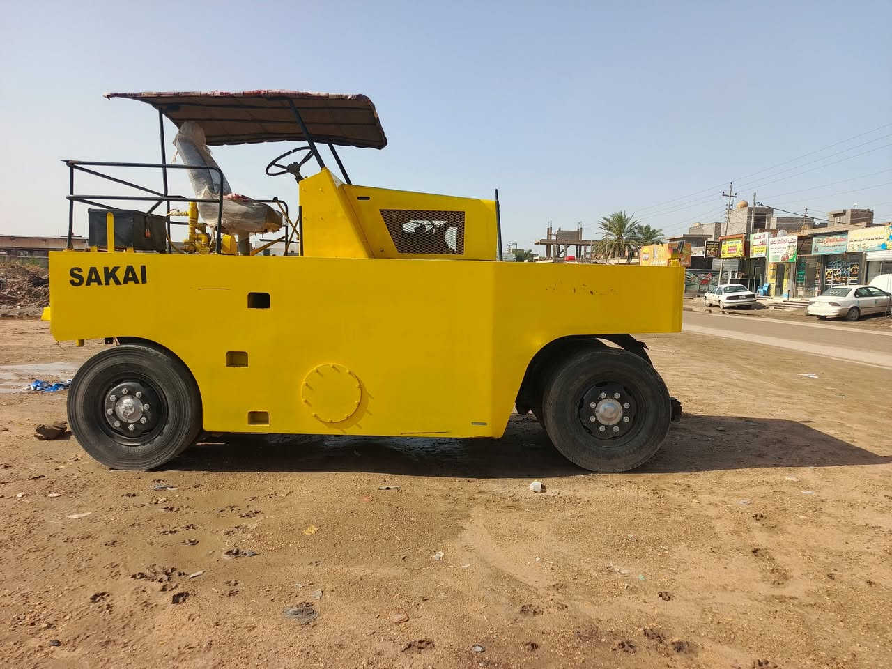 سلام عليكم حادله نوع ساكاي موديل 92رقم بصره الماني الحادله جاهزه العمل مكان الحادله  بابل ابي غرق  شراي يتصل واني خادم ***********
